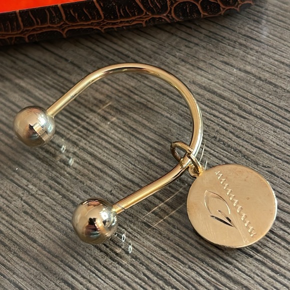 Vintage Boxed Gold-tone Marc Anthony Key Ring - Picture 3 of 14